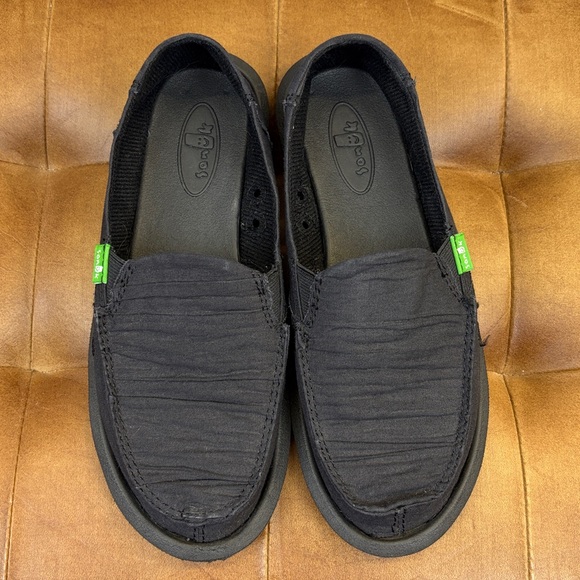Sanuk Black Shuffle Casual Slip-Ons Size 5 - Picture 1 of 13